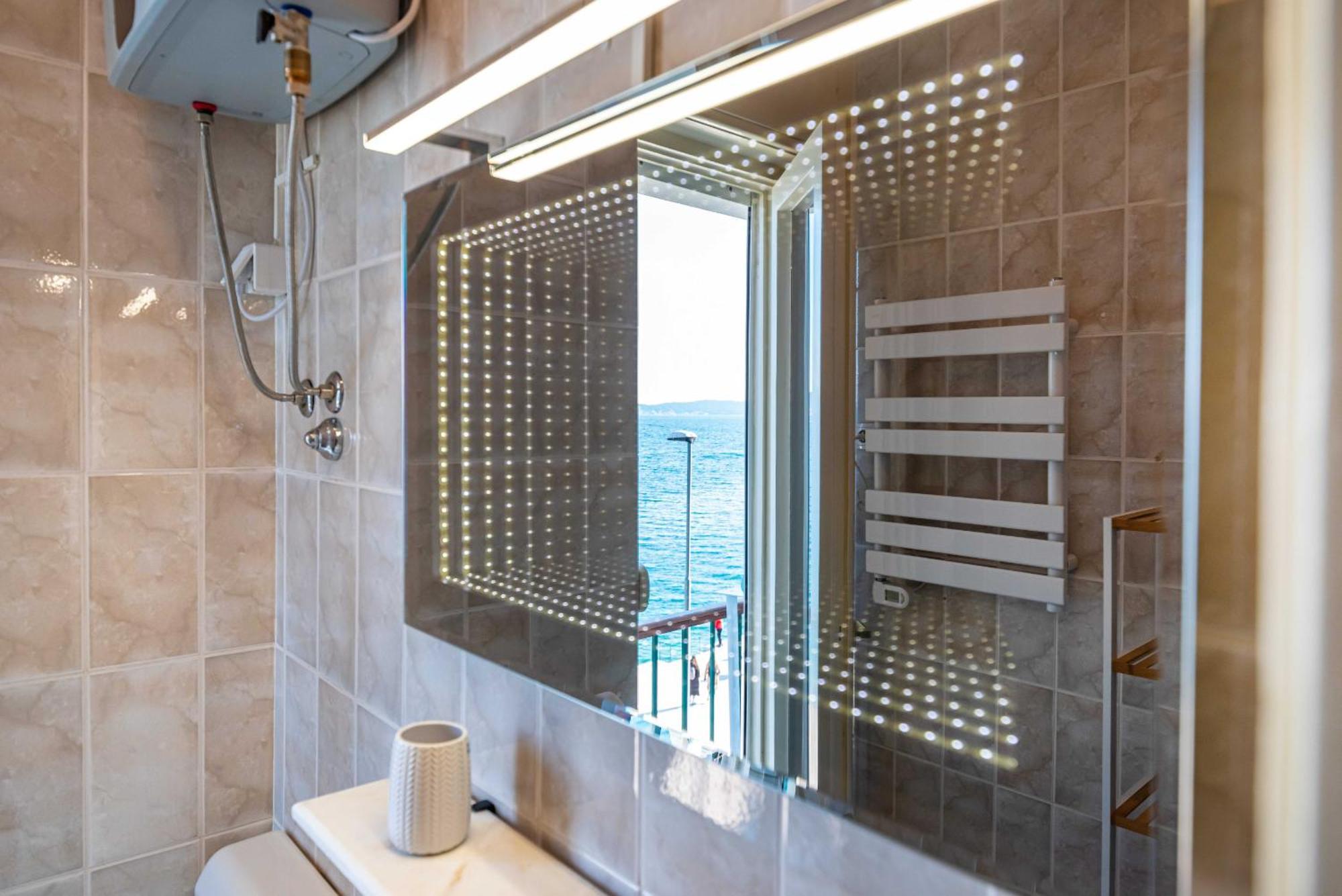 My Dalmatia - Sea View Apartment Riva ซาดาร์ ภายนอก รูปภาพ