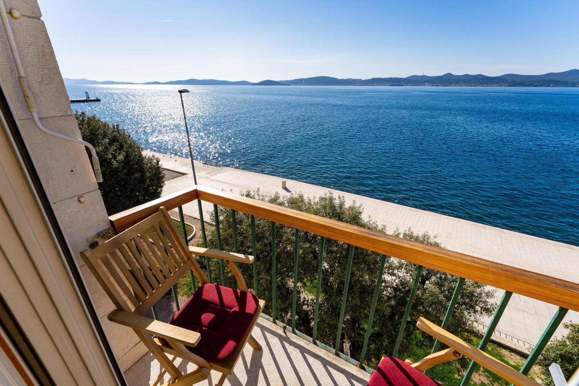 My Dalmatia - Sea View Apartment Riva ซาดาร์ ภายนอก รูปภาพ